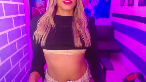 Chiara online show from 02/12/25, 05:15