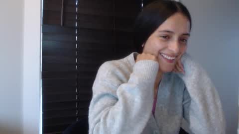 Lola online show from 10/20/25, 07:14