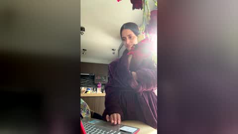 Snapshot of xxxbellalola chatting on 04/07/26, 01:00 Lola online show from 04/07/26, 01:00