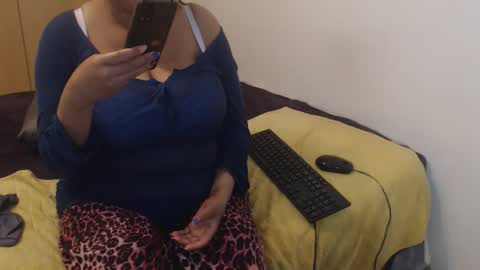 Ayanda online show from 09/11/25, 06:52