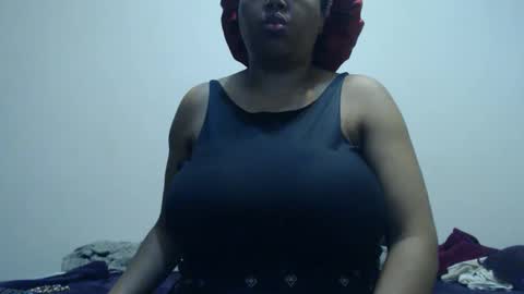 Ayanda online show from 12/03/25, 10:24