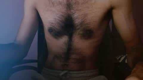 Snapshot of xxxcool_dude chatting on 11/01/25, 01:40 Prince online show from 11/01/25, 01:40