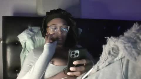 Danielle online show from 03/10/25, 02:50