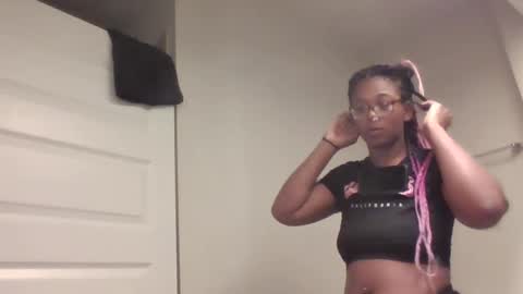 Danielle online show from 09/12/25, 01:44