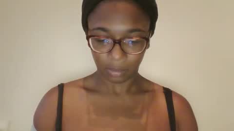 Danielle online show from 11/26/25, 10:00