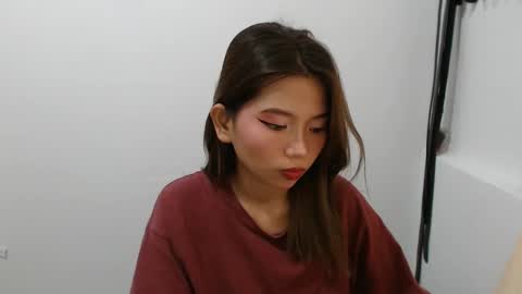 Snapshot of xxxforyouonlyxxx chatting on 01/14/25, 04:57 inday pinay online show from 01/14/25, 04:57