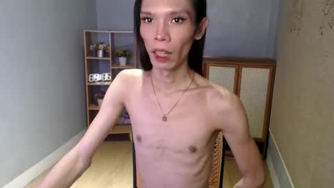 Snapshot of xxxfuckgirlyumsxxx chatting on 03/10/25, 05:07 Your Princess Yums online show from 03/10/25, 05:07