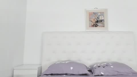 Elvira online show from 02/04/25, 07:18