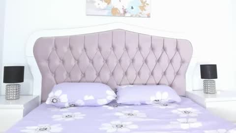 Elvira online show from 03/28/26, 05:07