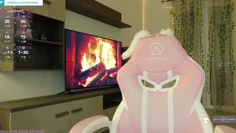 Snapshot of xxxhoneyxx chatting on 11/24/25, 01:38 Onlyfanz online show from 11/24/25, 01:38