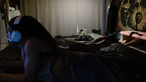 Snapshot of xxxjrstrokesxxx chatting on 11/10/25, 11:42 xxxjrstrokesxxx online show from 11/10/25, 11:42