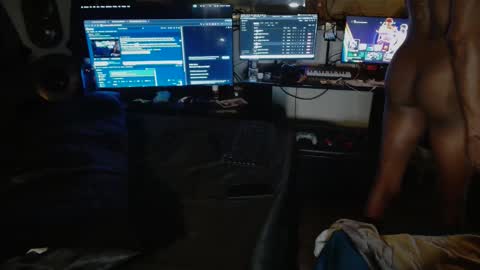 xxxjrstrokesxxx online show from 04/11/26, 04:44