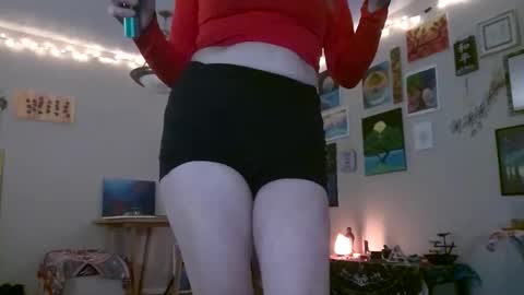 Lola online show from 12/14/25, 03:23