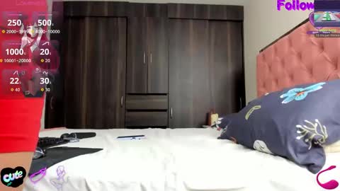 Snapshot of xxxmicaela_hotxxx chatting on 11/27/25, 04:25 micaela online show from 11/27/25, 04:25