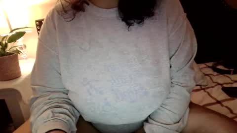 Elle online show from 04/18/26, 03:10