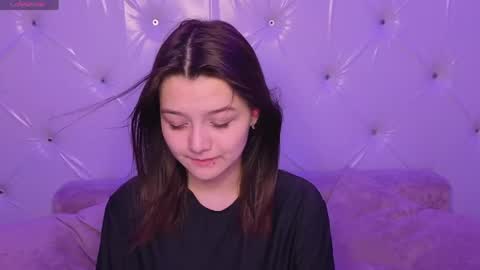 foxy online show from 04/24/26, 05:26