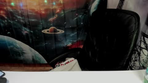 Lana online show from 03/02/25, 10:24