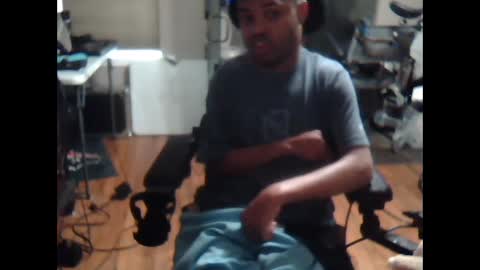 xxxonwheelz online show from 10/02/25, 09:22