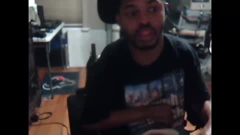 xxxonwheelz online show from 10/28/25, 04:27