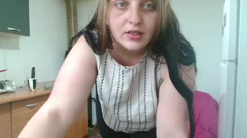 Snapshot of xxxsexroom chatting on 05/13/26, 06:44 Janne online show from 05/13/26, 06:44