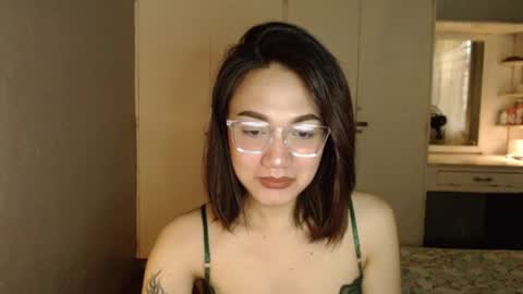 Snapshot of xxxsexydollxxx chatting on 09/24/25, 12:03 Melissa online show from 09/24/25, 12:03