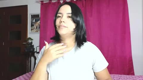Snapshot of xxxtatianabustyxxx chatting on 05/06/26, 10:20 xxxtatianabustyxxx online show from 05/06/26, 10:20
