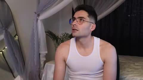 July and Fer online show from 02/05/26, 01:05