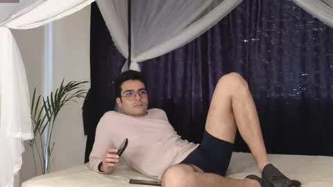 July and Fer online show from 03/02/26, 02:35