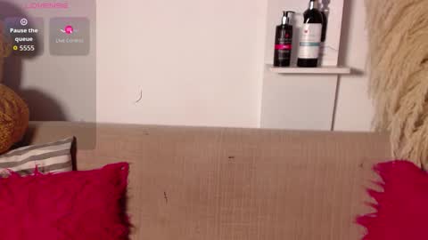 Snapshot of xyomarawild chatting on 09/21/25, 06:26 xyomarawild online show from 09/21/25, 06:26