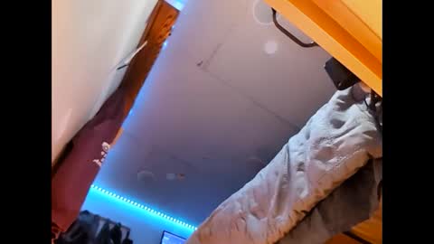 Xzbib online show from 01/10/25, 11:18