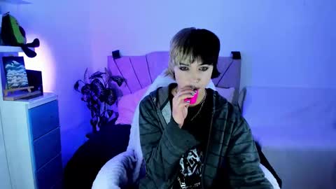 xzerox_ online show from 12/01/25, 03:39