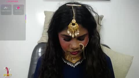 yazhini online show from 04/23/26, 12:29