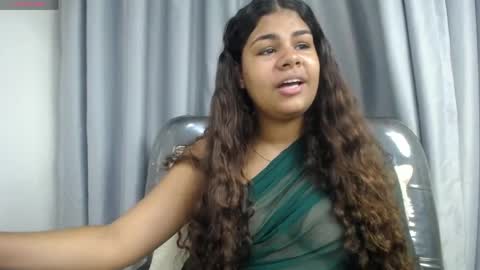 yazhini online show from 06/02/26, 11:56