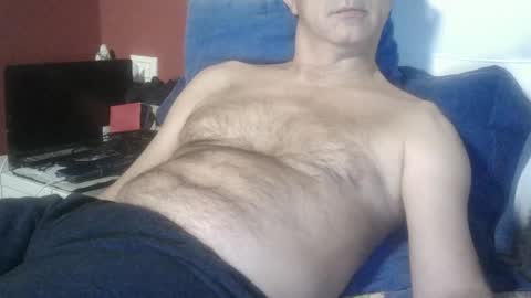 Snapshot of yahe2010 chatting on 01/16/25, 01:58 grillino online show from 01/16/25, 01:58