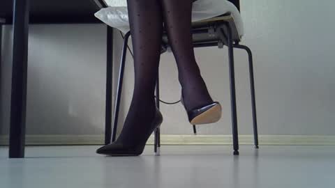 Dina online show from 03/31/26, 02:57