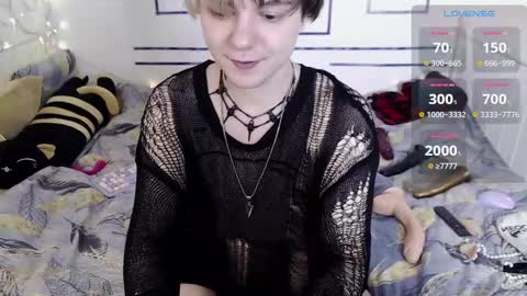 Snapshot of yakhont chatting on 01/12/25, 06:38 Yanar online show from 01/12/25, 06:38