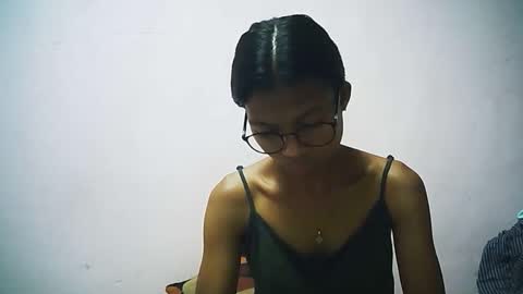 yalane online show from 11/18/25, 06:23