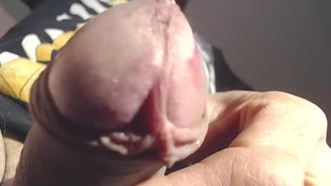 Snapshot of yallayalla1806 chatting on 11/06/25, 02:12 yallayalla1806 online show from 11/06/25, 02:12