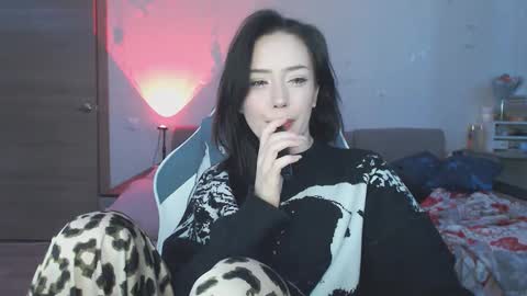 Yami online show from 01/14/25, 10:34