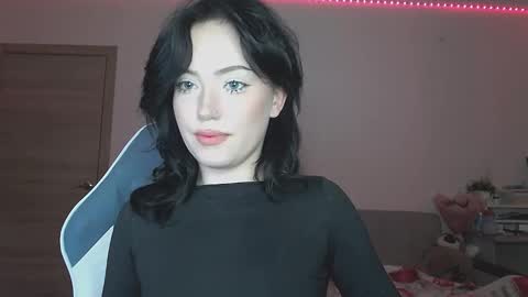 Yami online show from 03/07/25, 11:05