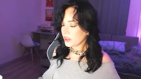 Yami online show from 11/27/25, 09:39