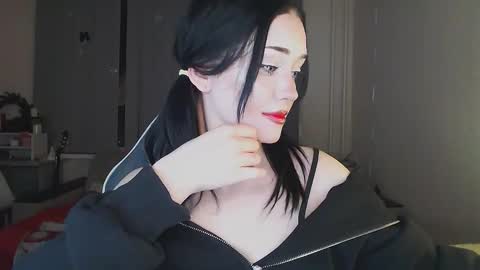 Yami online show from 01/18/26, 08:45