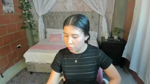 Yamiletole online show from 06/23/26, 07:56