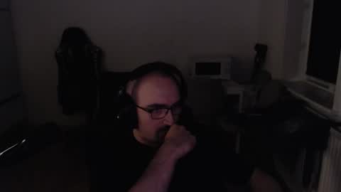 Snapshot of yamillamal157 chatting on 10/26/25, 11:20 YamilLamal online show from 10/26/25, 11:20