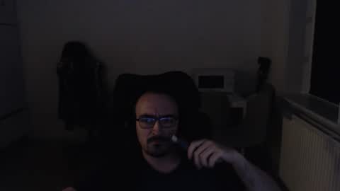 Snapshot of yamillamal157 chatting on 11/11/25, 09:37 YamilLamal online show from 11/11/25, 09:37