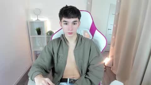 yamitwink online show from 11/16/25, 05:24