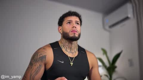 Snapshot of yamp_bigcock chatting on 12/02/25, 02:28 yamp sambrano online show from 12/02/25, 02:28