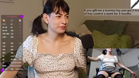 Yana online show from 11/24/25, 12:32