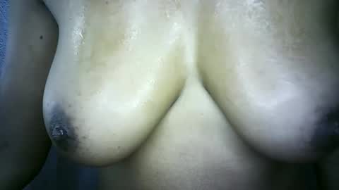 yanalove online show from 04/21/26, 02:51