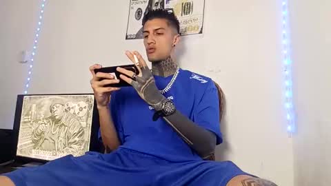 Yan online show from 02/19/26, 06:42